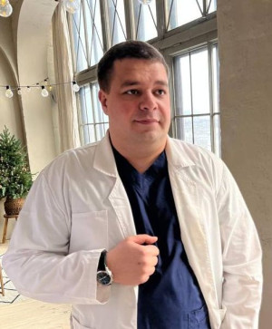 Заведующий оториноларингологическим отделением, врач-оториноларинголог. Главный внештатный специалист оториноларинголог Министерства здравоохранения Курской области Никитин Никита Александрович